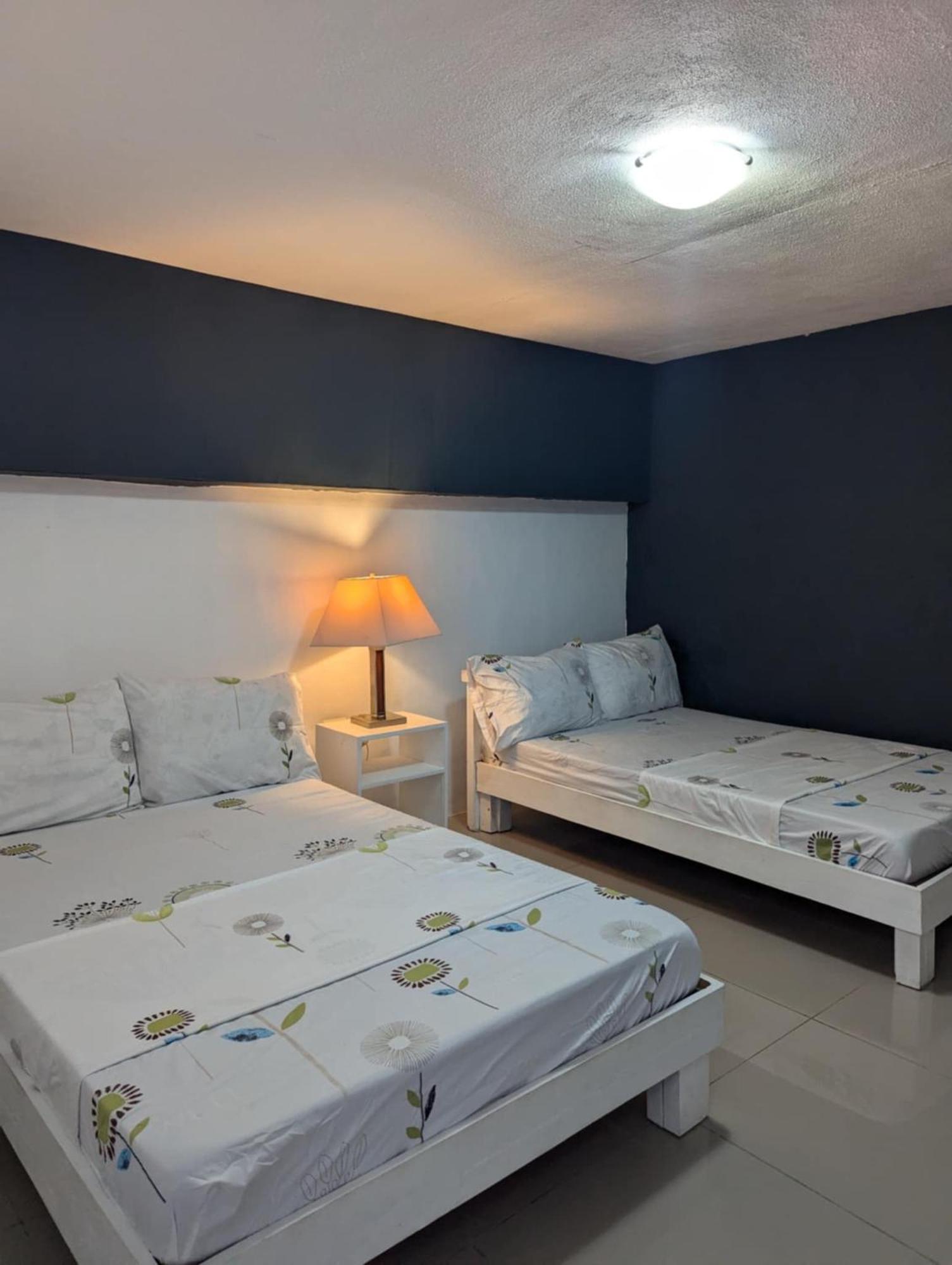 Point F Siargao Apartment Catangnan Екстериор снимка